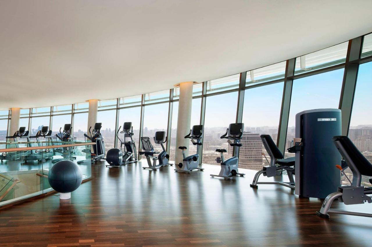 Jw Marriott Absheron Baku Hotel Ngoại thất bức ảnh The gym at the Westin Palace Madrid