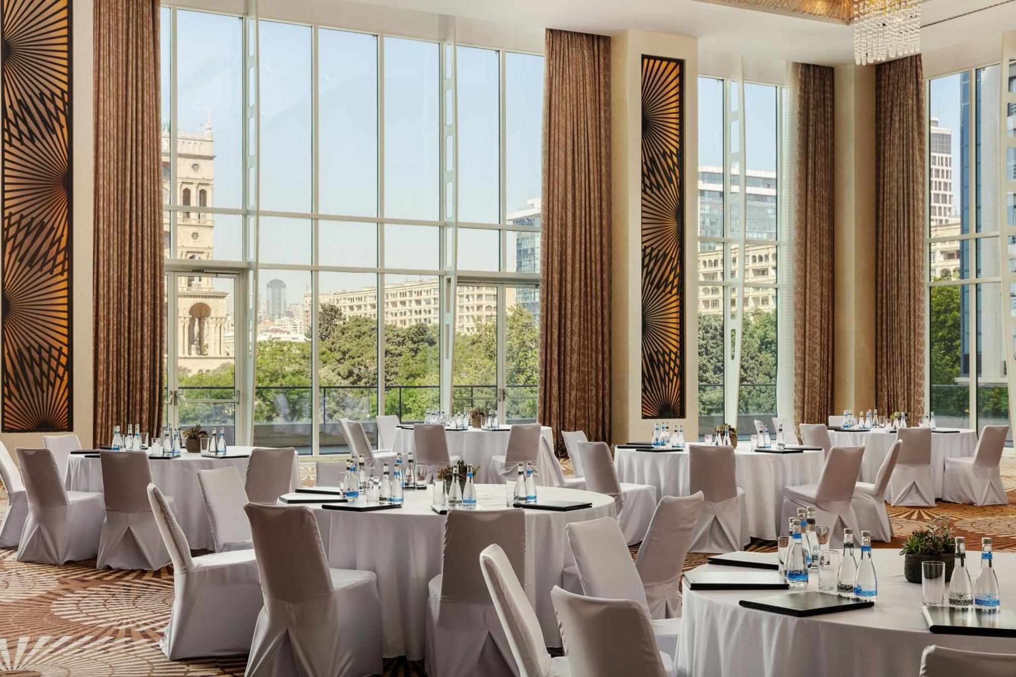 Jw Marriott Absheron Baku Hotel Ngoại thất bức ảnh The ballroom