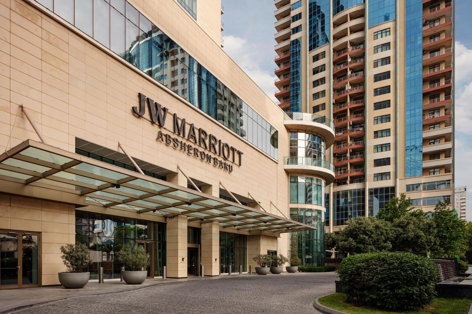 Jw Marriott Absheron Baku Hotel Ngoại thất bức ảnh JW Marriott Astana