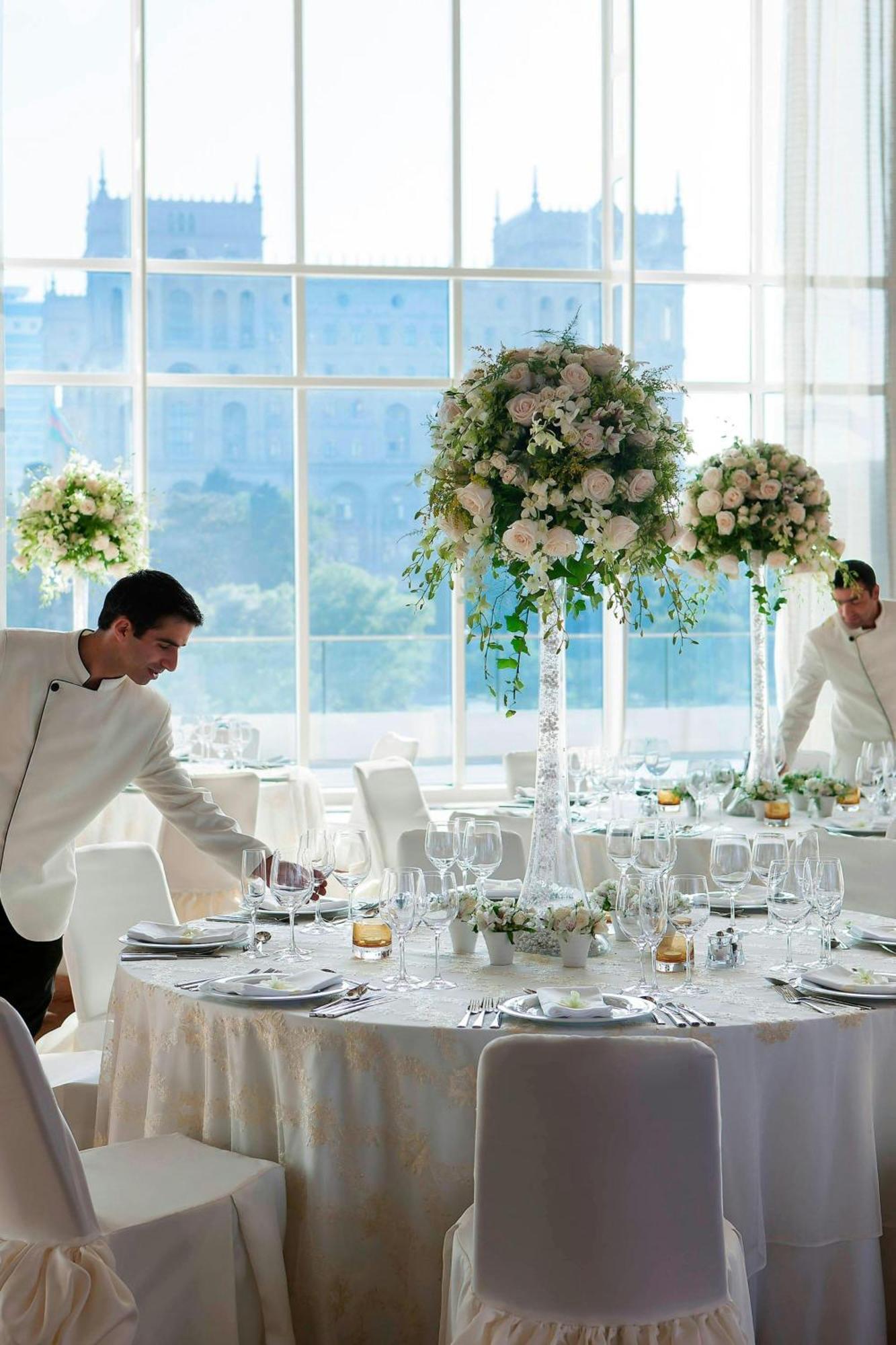 Jw Marriott Absheron Baku Hotel Ngoại thất bức ảnh Wedding reception at the Four Seasons Hotel, London